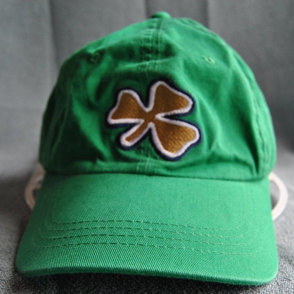 Notre Dame Fighting Irish Officially Licensed Signature Adjustable Hat (OSFM)